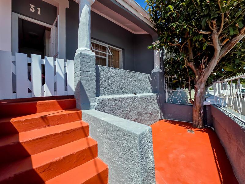 3 Bedroom Property for Sale in Woodstock Upper Western Cape